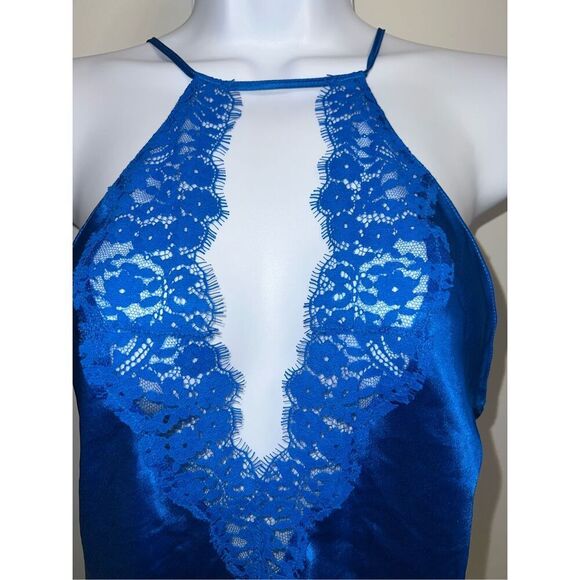 Women’s Victoria Secret Satin & Lace Blue Top. Size medium - Picture 2 of 6
